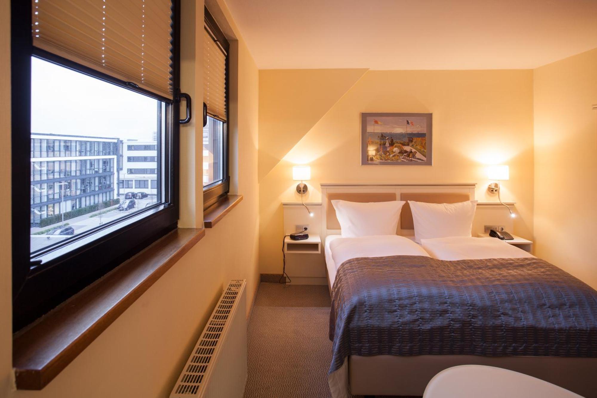 Centro Hotel Goya Wolfsburg, Trademark Collection By Wyndham Exterior foto